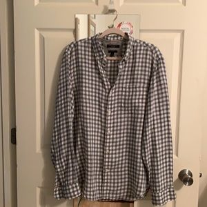 Banana Republic Men’s 100% Linen Shirt
